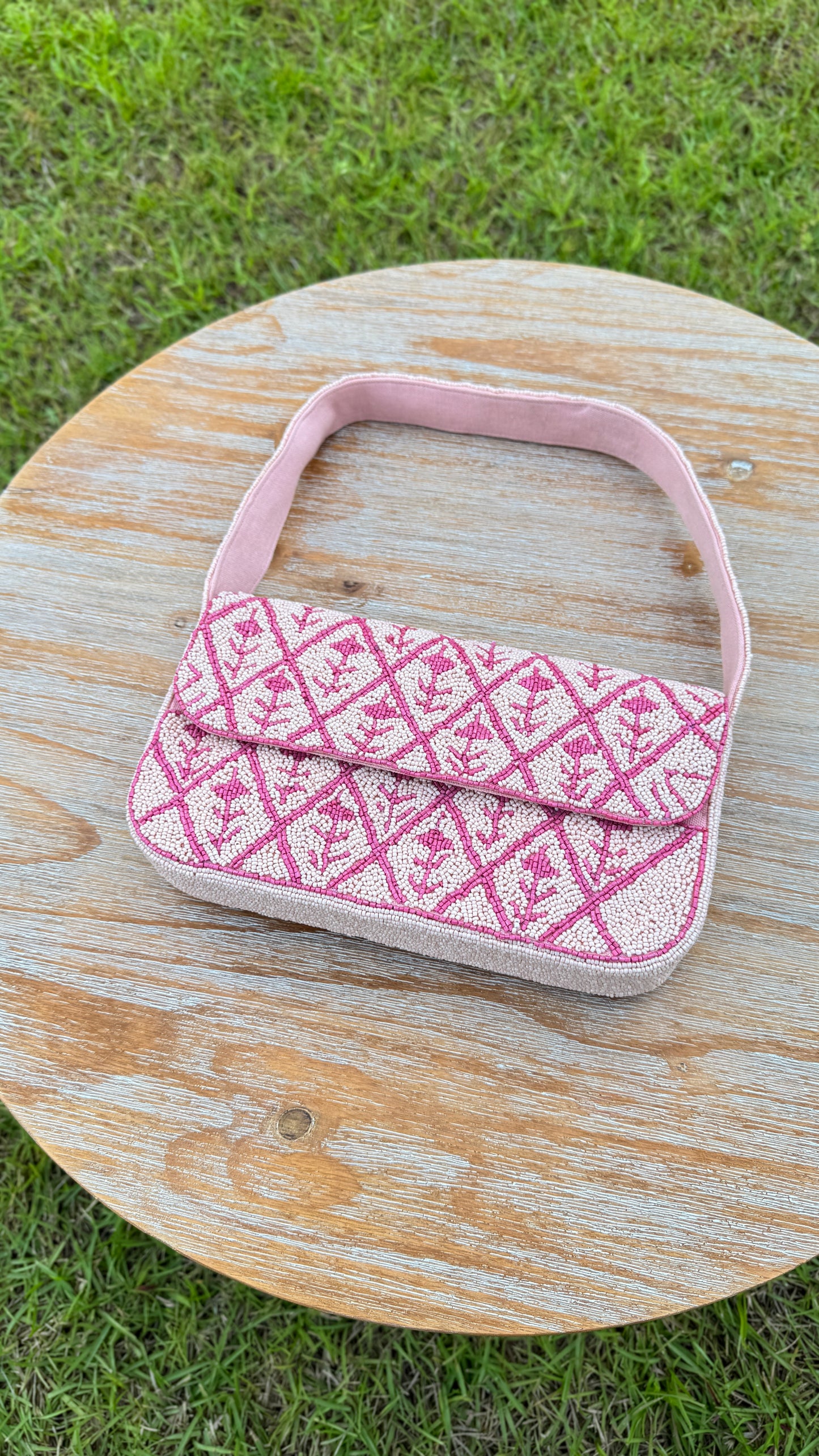 Beaded Shoulder Bag: Rosé
