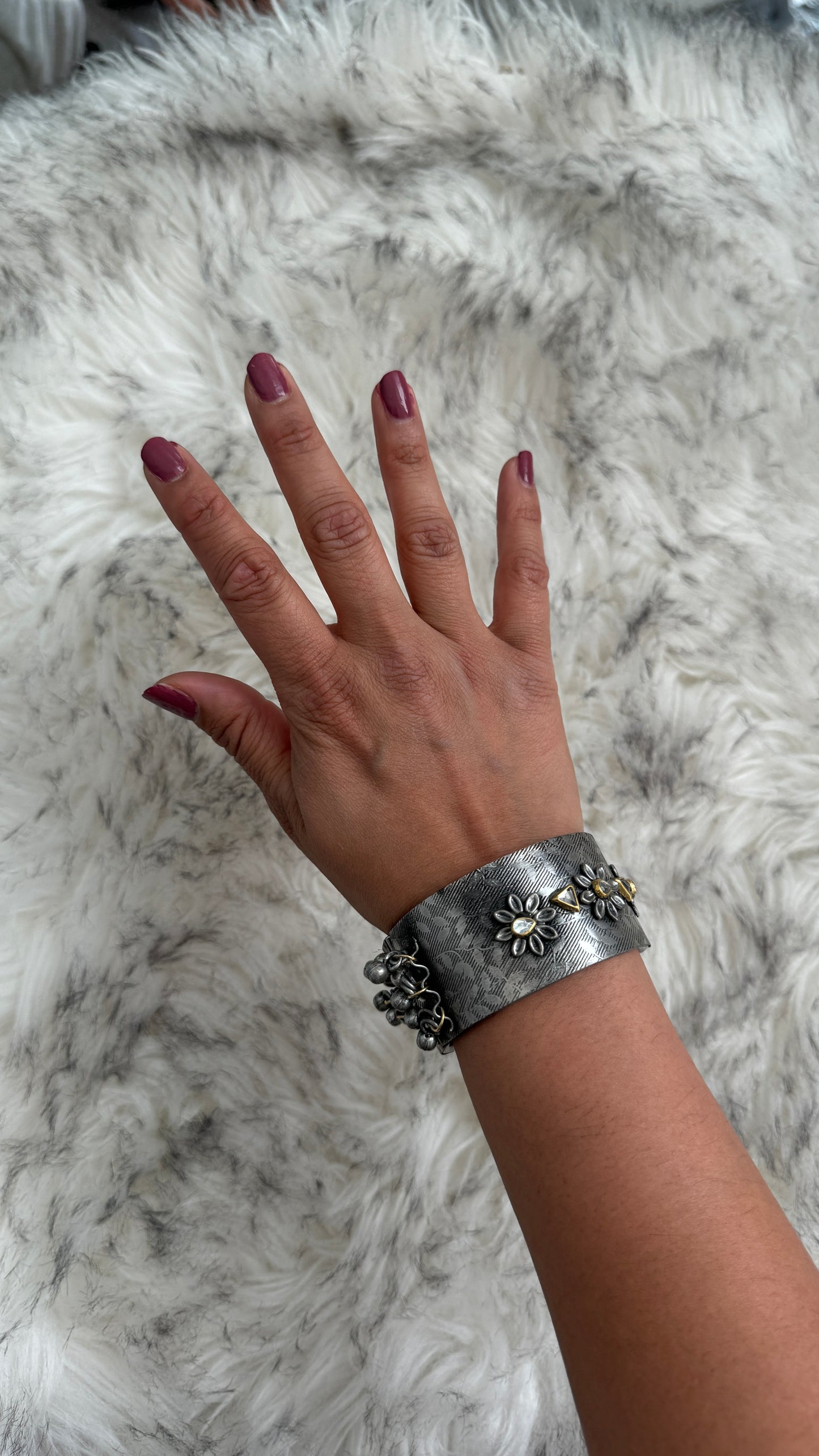 C. Kundan Flower Kada