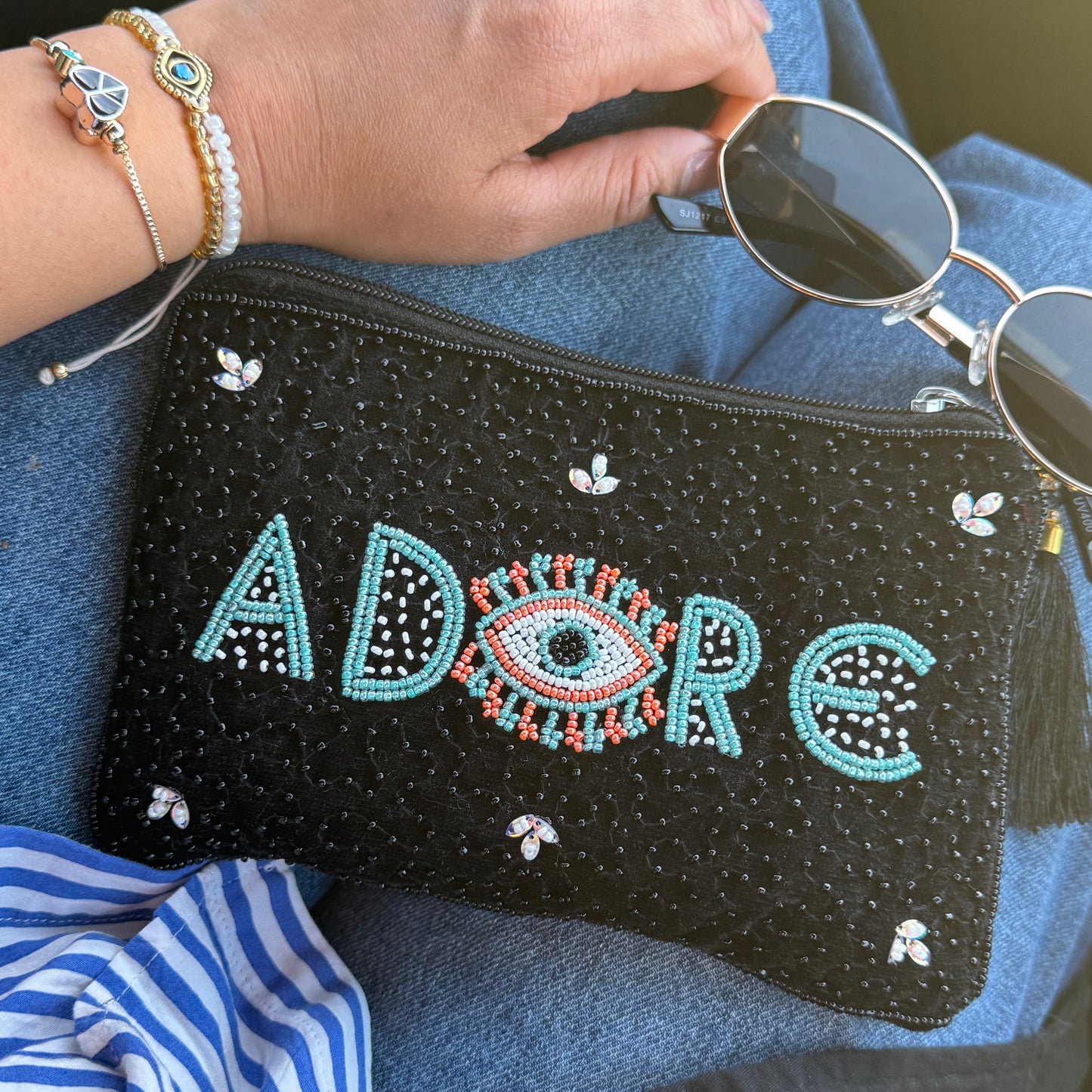 B1. Eye Adore Pouch: Black