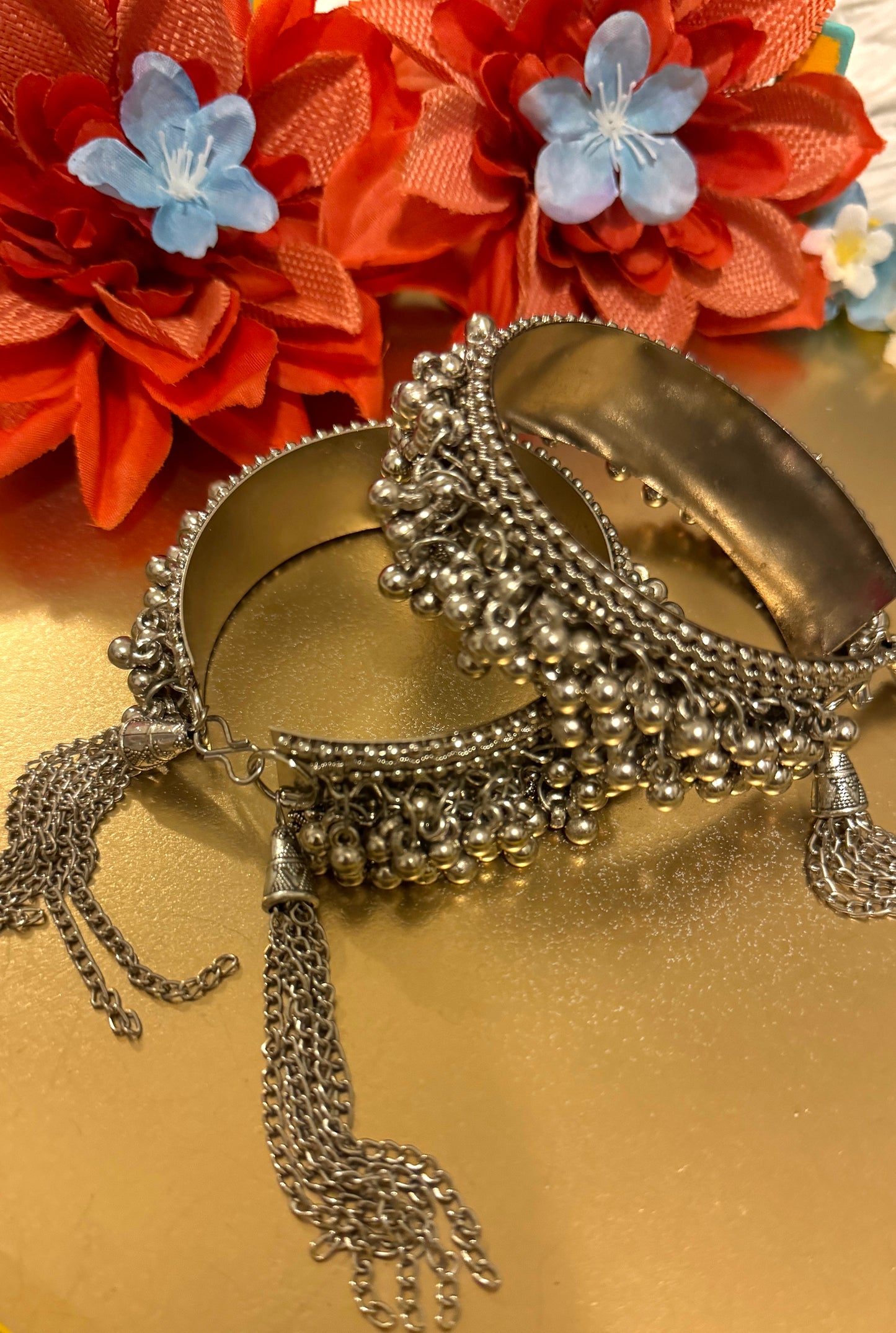 C. Single Ghungroo Kada