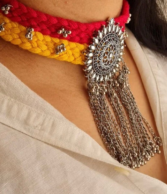 Sitara Choker