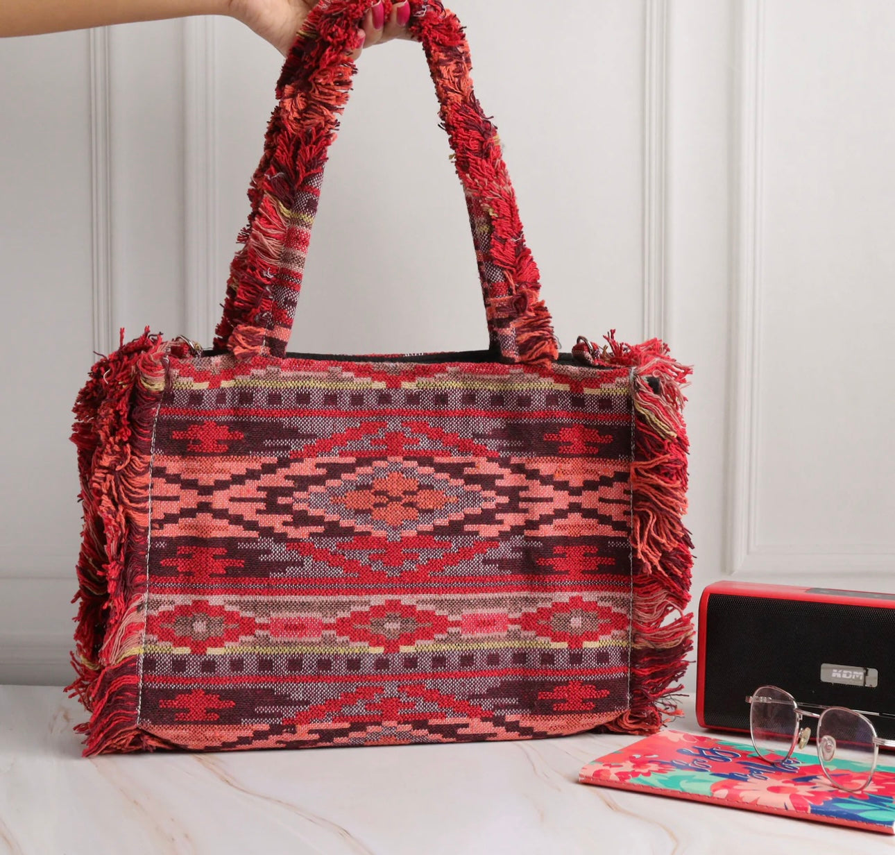 Jacquard Tote: Red