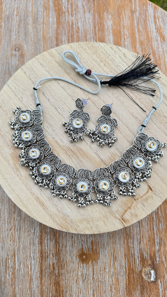Bloom Necklace Set