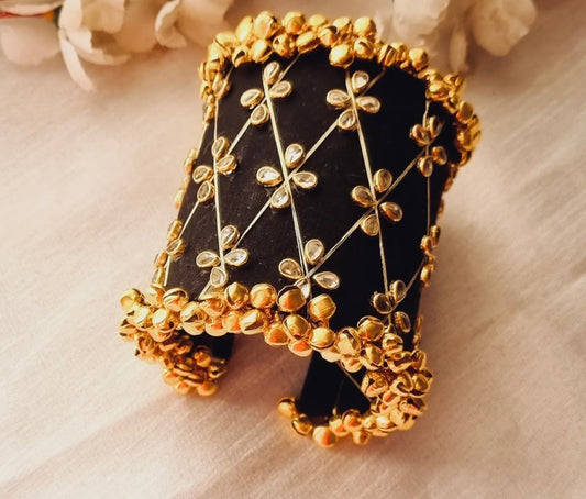 Black Kundan Handcuff